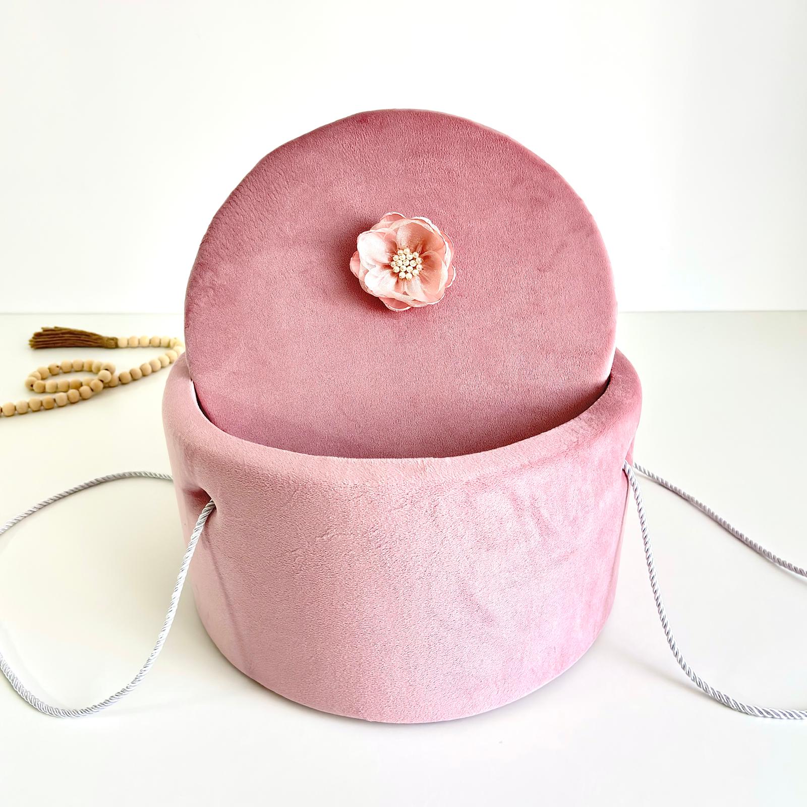 Cufăr pentru Trusoul de Botez Buretat cu Catifea Roz pudra