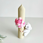 Lumânare de botez din ceară naturală  și biluțe catifelate și ursuleț