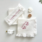 Trusou din Muselina Pentru Botez Personalizat + Cutie Pentru Trusou Personalizată TB032