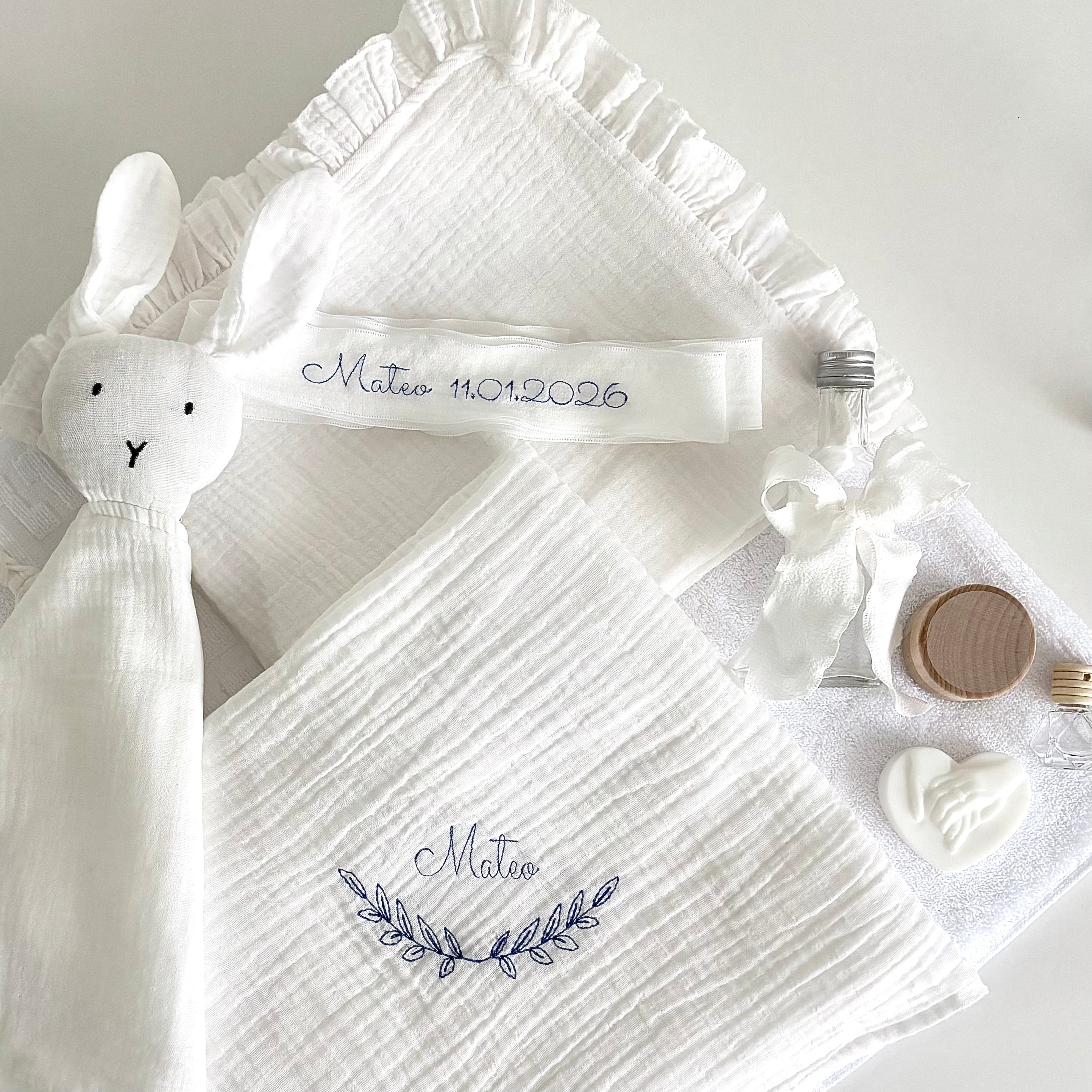 Trusou Personalizat pentru Botez – Model B020