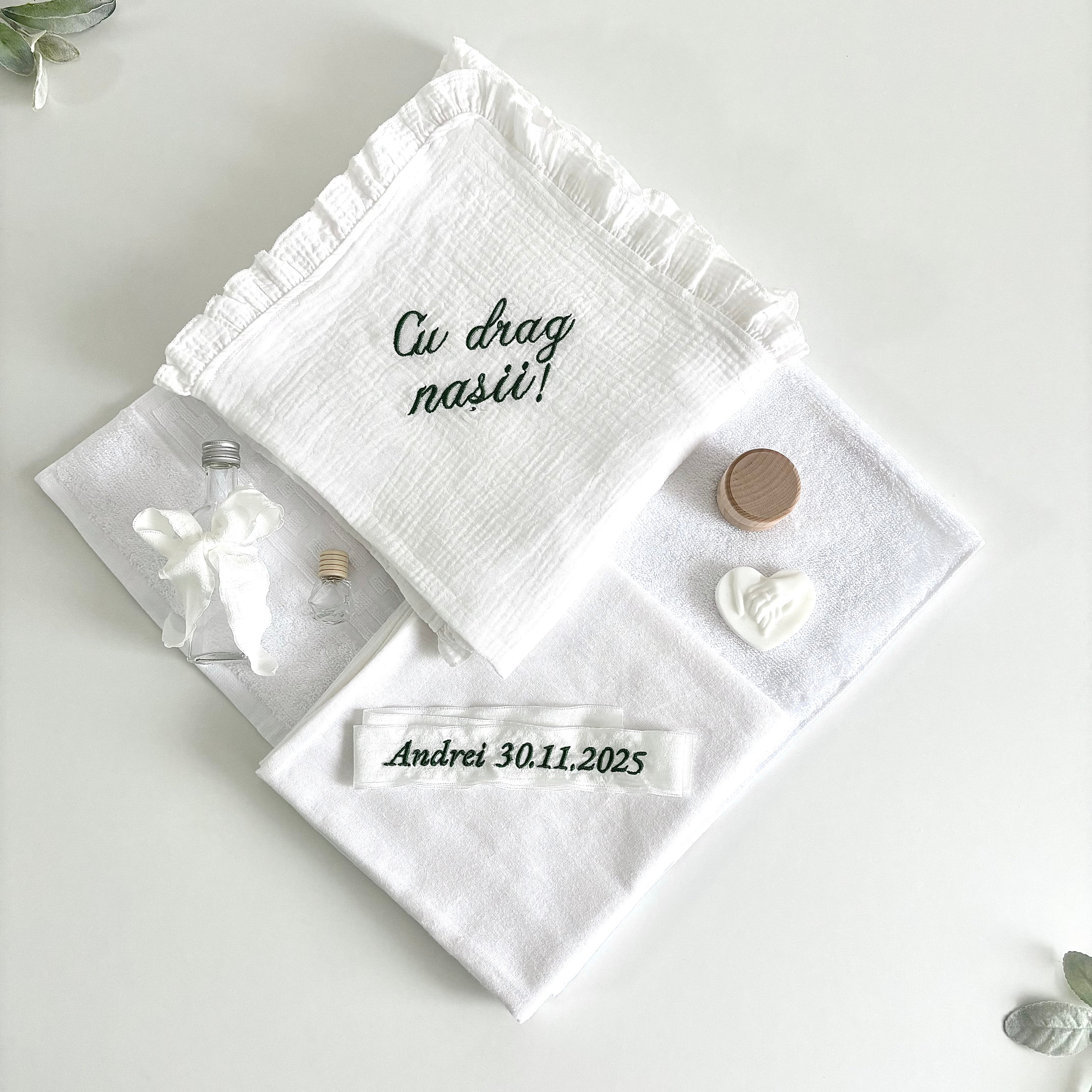 Trusou Personalizat pentru Botez – Model B028
