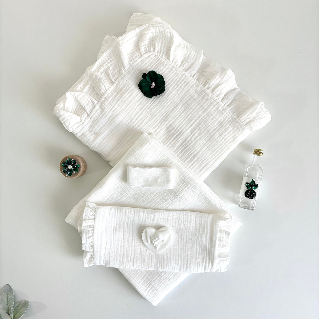 Trusou din muselina pentru Botez -Model 1015