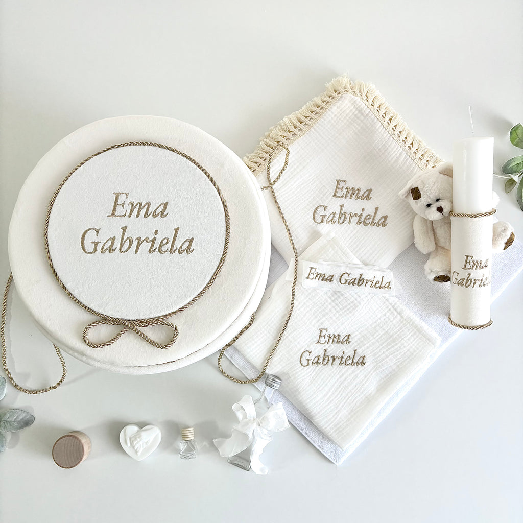 Set Trusou Personalizat pentru Botez – Model B022