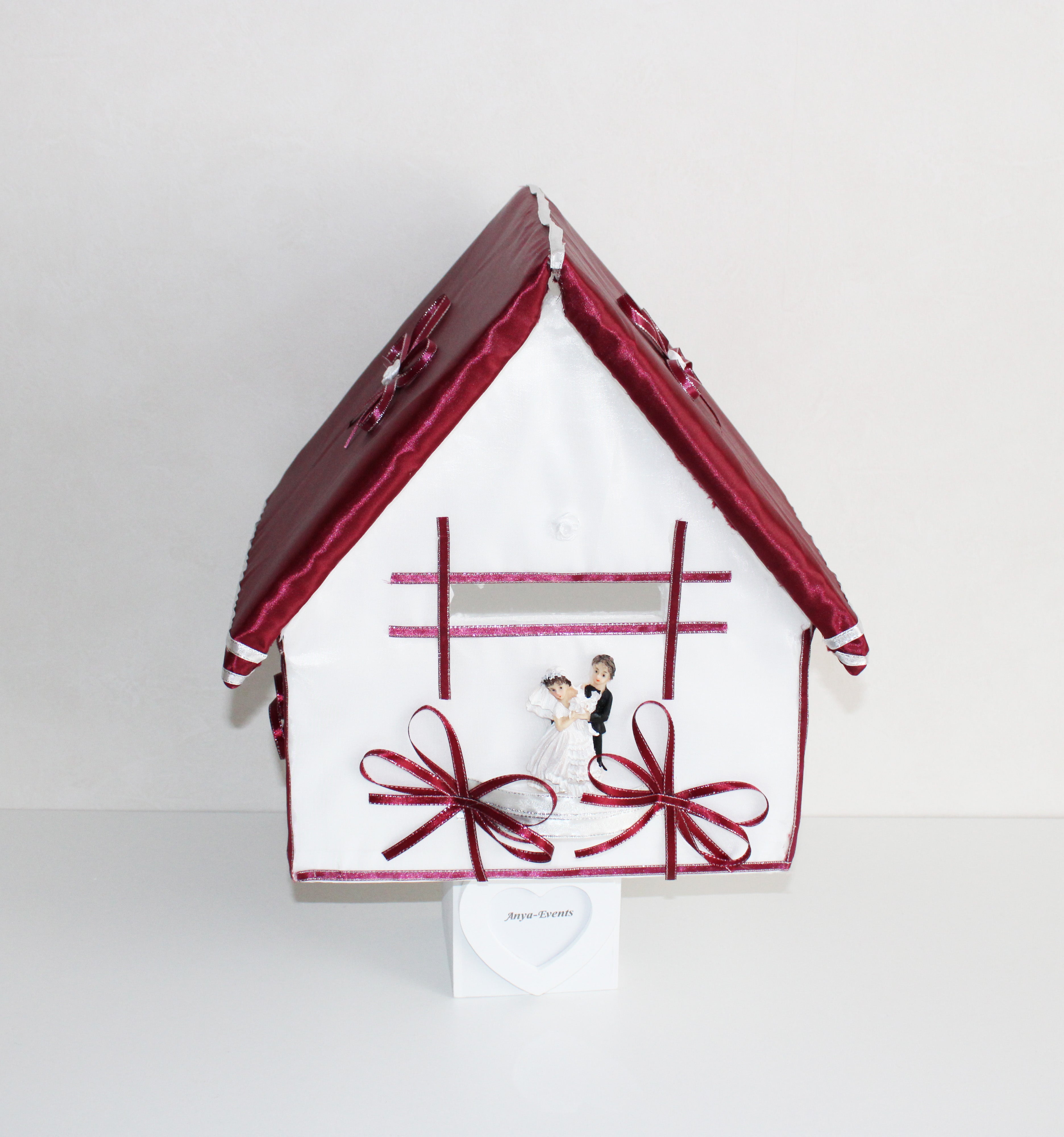 Cutie pentru primit darul la nuntă